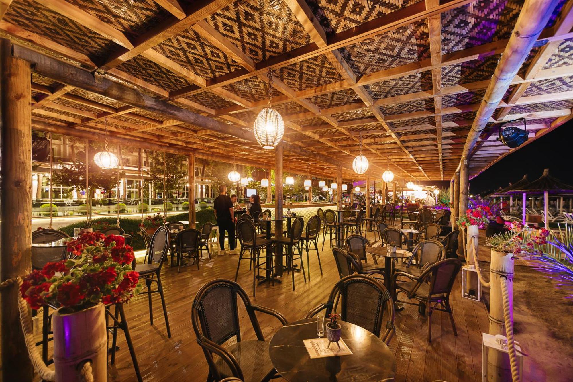 Kryemëdhej Albanian Star Hotel מראה חיצוני תמונה