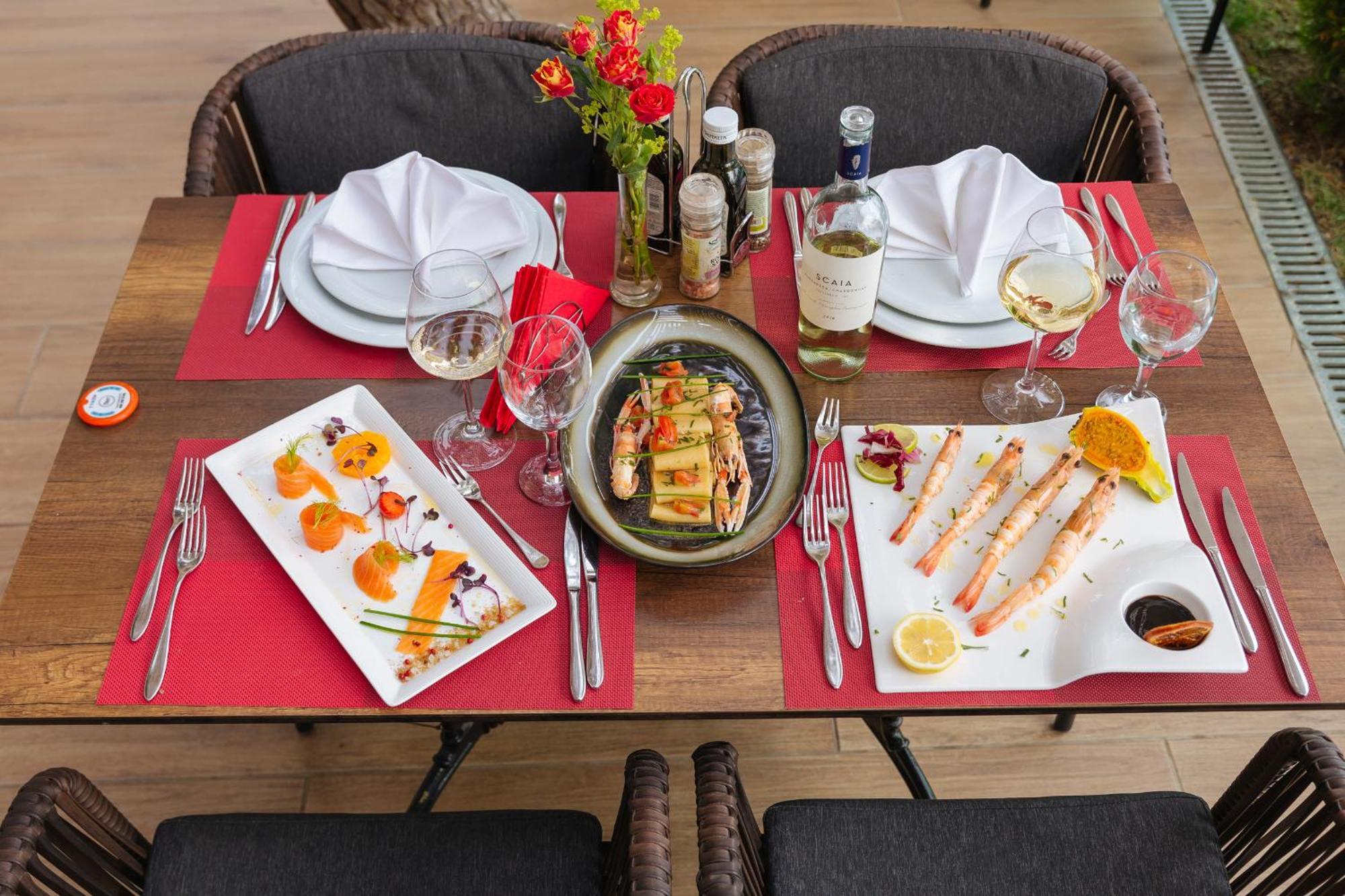 Kryemëdhej Albanian Star Hotel מראה חיצוני תמונה