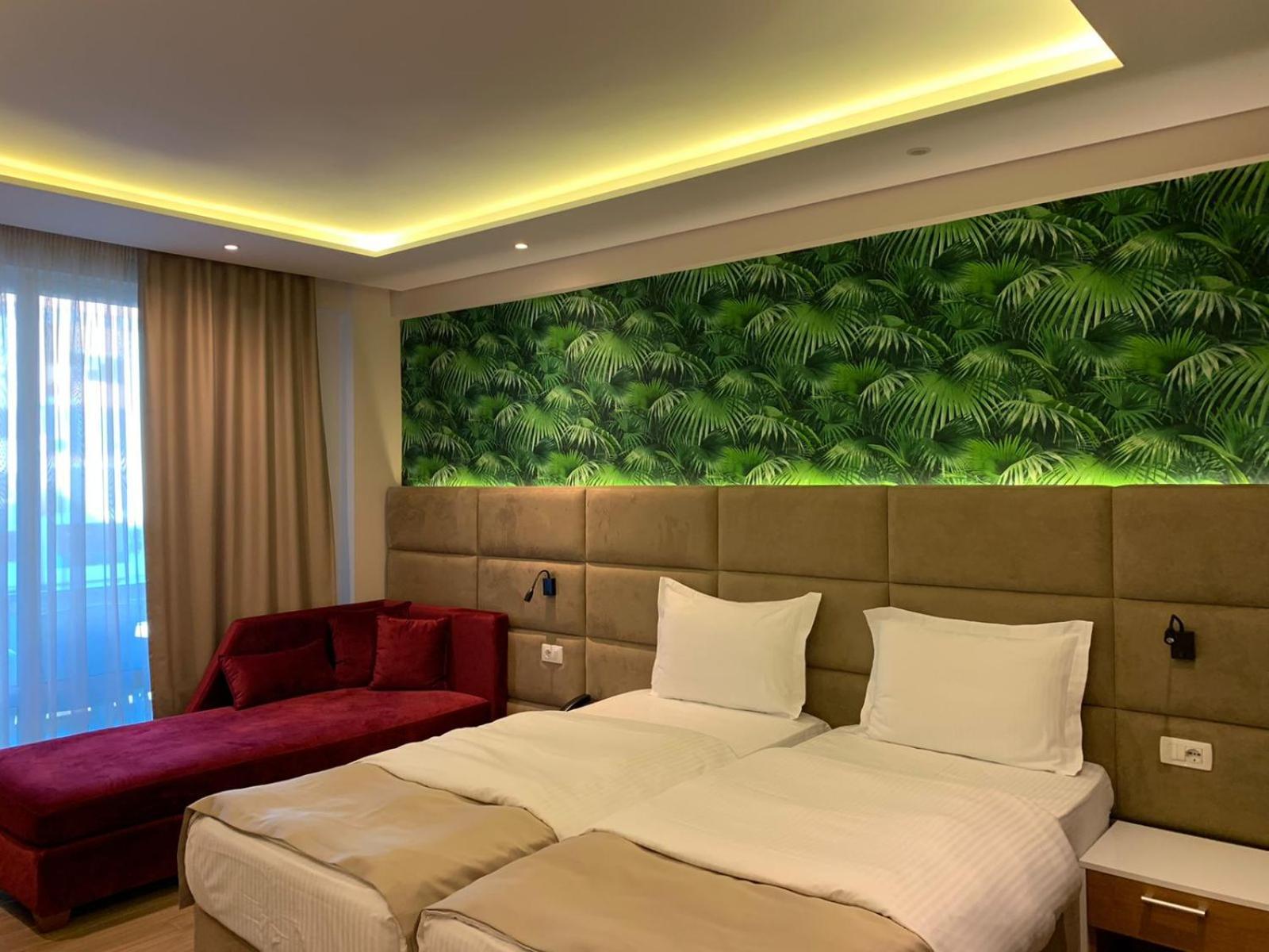 Kryemëdhej Albanian Star Hotel מראה חיצוני תמונה